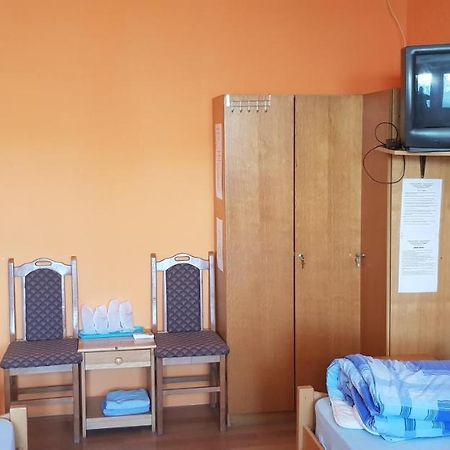 Hostel AV Palanka Bagian luar foto